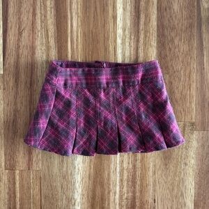 AMERICAN GIRL DOLL pleated skirt.